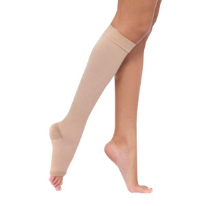 Купить: Чулки 2 класс компрессии до колена ЦК размер 44-49 1 шт с открытым мысом кремовые