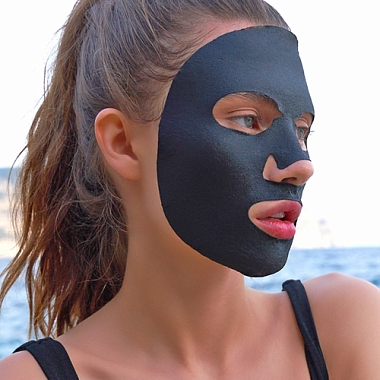 Купить Vilenta Total Black Moisture маска для лица с увлажняющим комплексом Aquaxyl